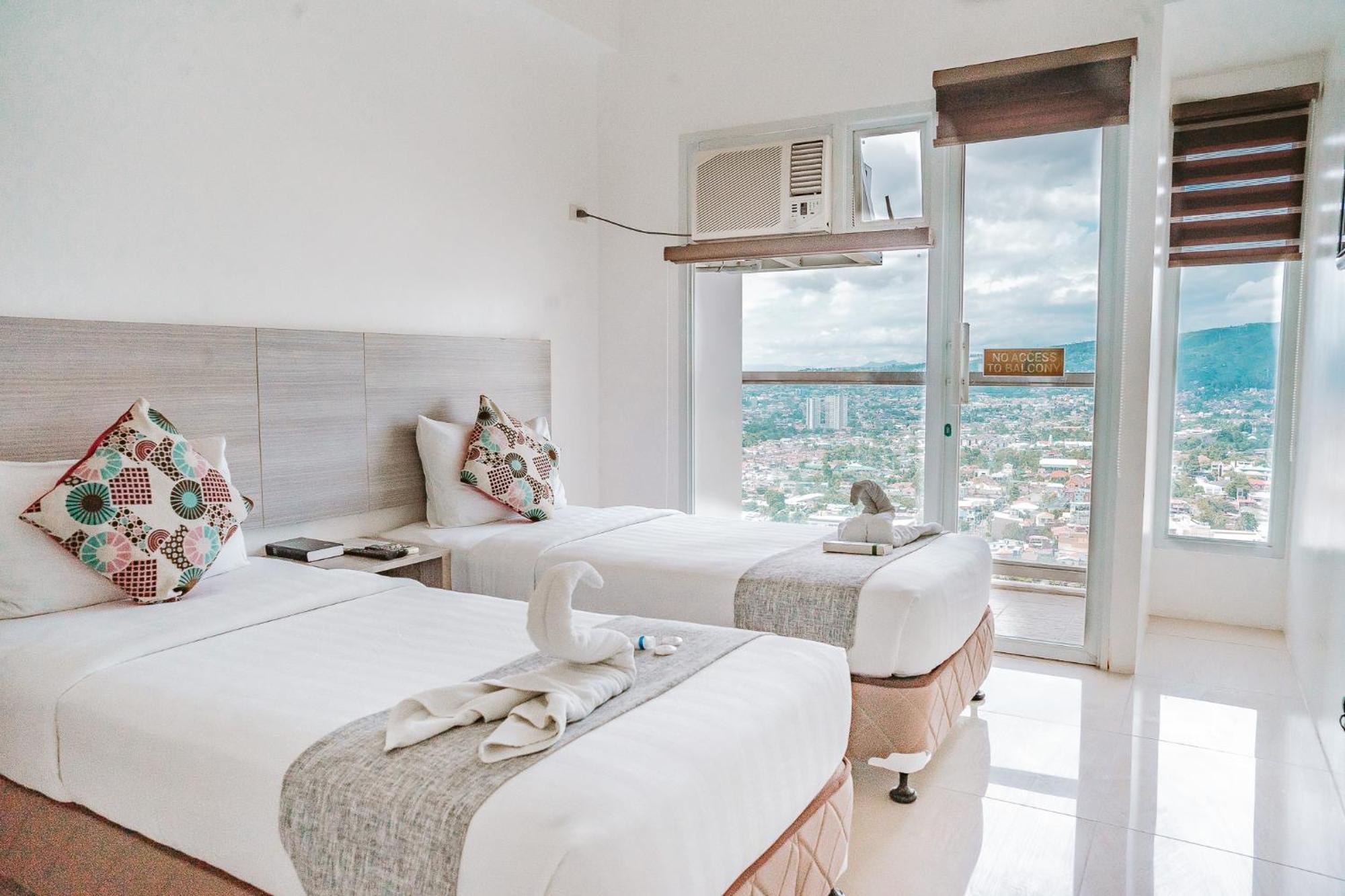 Eon Centennial Soho Hotel Cebu Kültér fotó